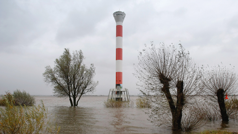 Illustration for article titled 23 Lighthouses That Span a Millennium of Sea Travel